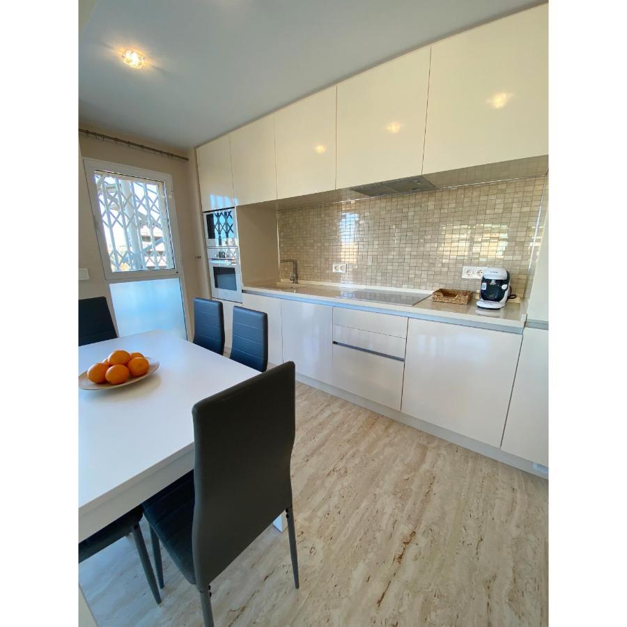 Modern Flat Close To Beach El Campello Luaran gambar