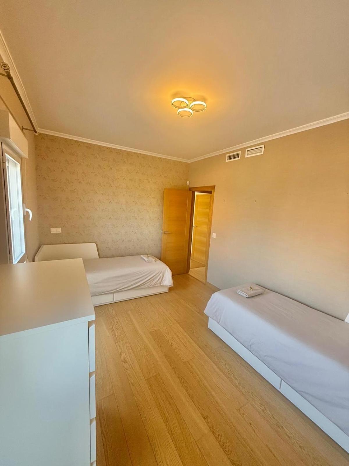 Modern Flat Close To Beach El Campello Luaran gambar